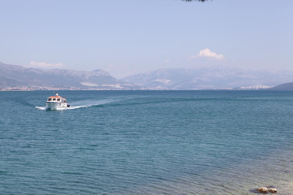 Apartment Marina Trogir Bagian luar foto